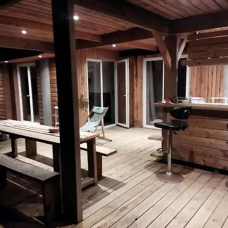 Del Pierro Tatil Evi Salles (Gironde)